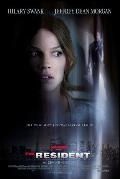 L'affiche du film The Resident